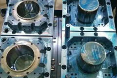 Bucket mould technical point